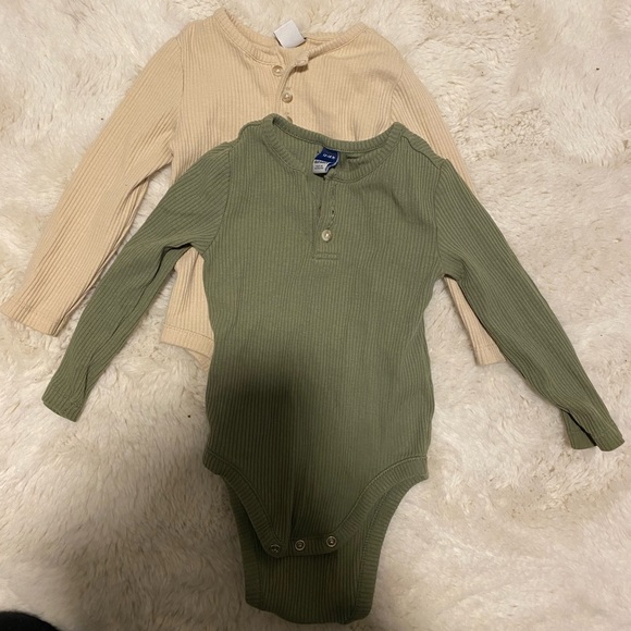 Boys - Toddler 12-18 - Picture 2 of 7